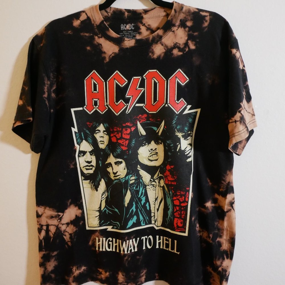 ACDC HIGHWAY TO HELL CLASSIC HARD ROCK 1979 LARGE BLEACH TIE-DYE COTTON T SHIRT